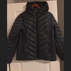Micheal Kors Reversible Quilted Packable Puffer Jacket